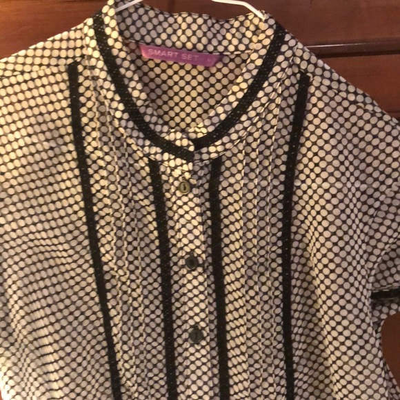 Black and white polkadot blouse - Picture 2 of 3